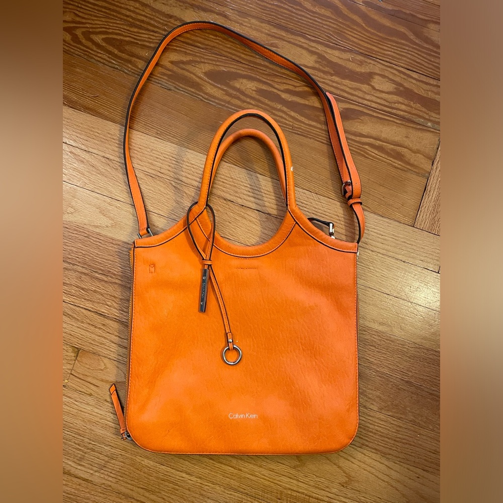 Calvin Klein Orange Leather Purse - Zipper to Expand